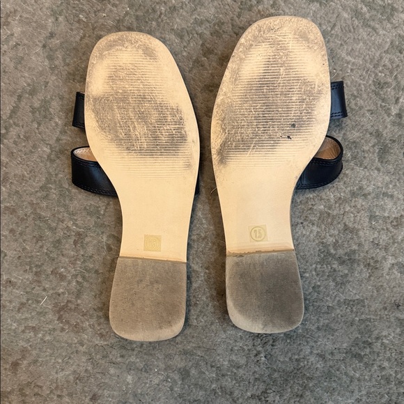 Steve Madden Black Leather Slide Sandals - Picture 2 of 3